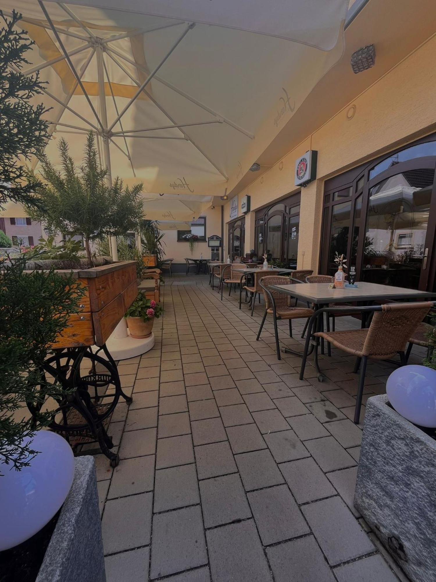 רוסט Hotel Rebstock מראה חיצוני תמונה
