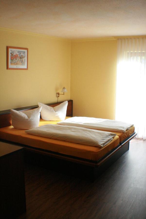 רוסט Hotel Rebstock חדר תמונה
